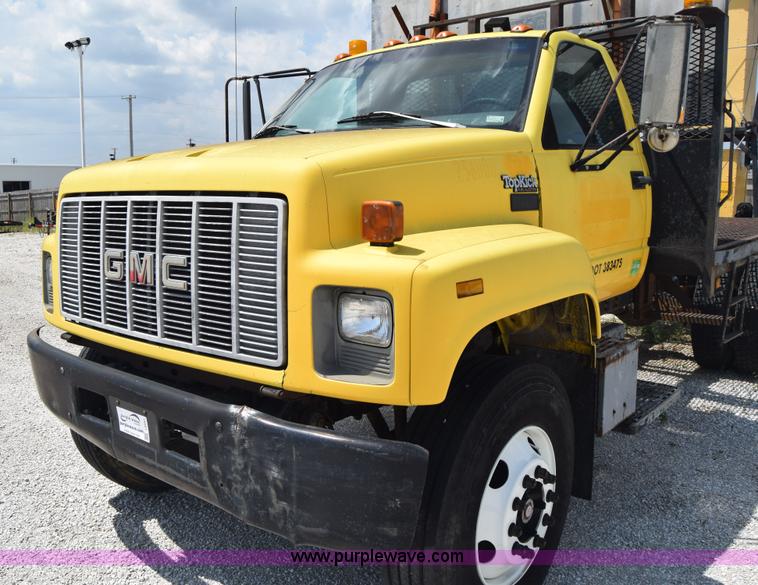 image for item I2041 1995 GMC TopKick flatbed truck
