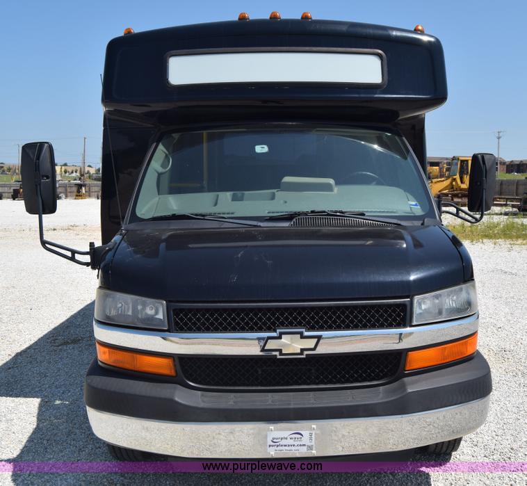 image for item I2042 2008 Chevrolet Express 3500 Cargo Champion bus