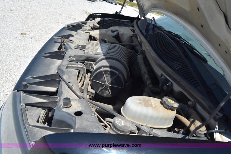 image for item I2042 2008 Chevrolet Express 3500 Cargo Champion bus