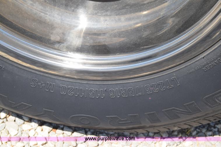 image for item I2042 2008 Chevrolet Express 3500 Cargo Champion bus