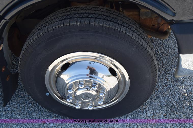 image for item I2042 2008 Chevrolet Express 3500 Cargo Champion bus