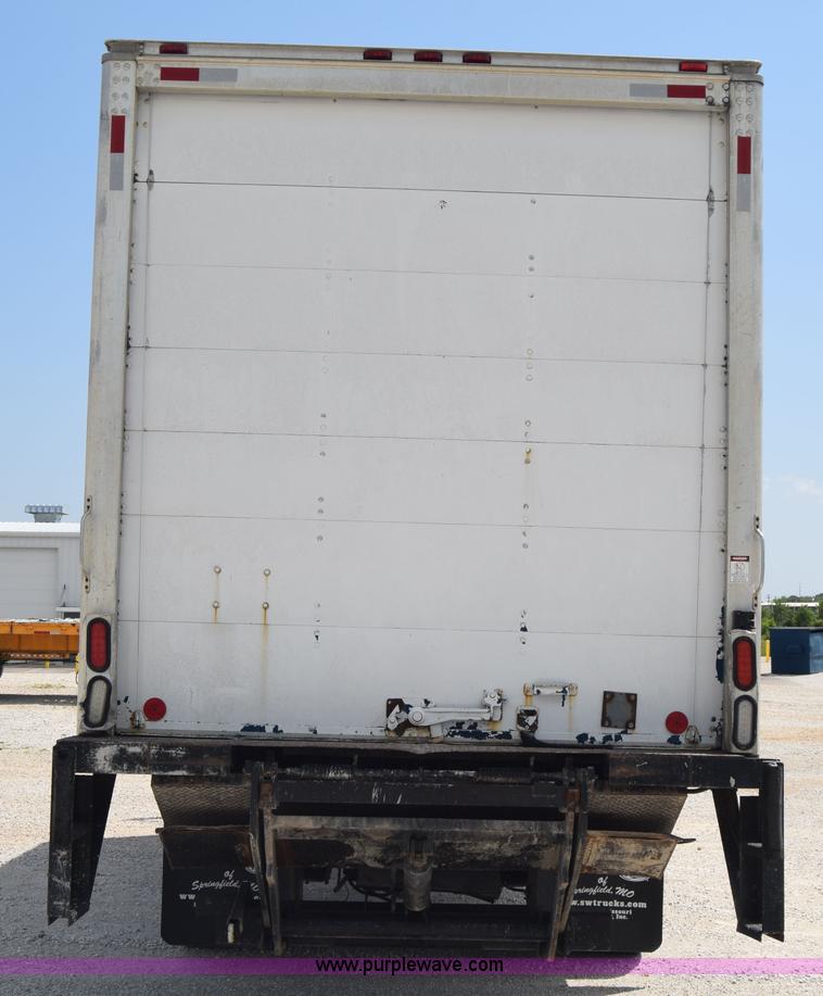 image for item I2043 2007 International DuraStar 4400 box truck