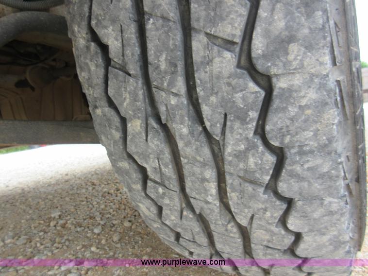 image for item I2044 2007 Chevrolet Silverado Classic 2500HD Ext. Cab pickup truck