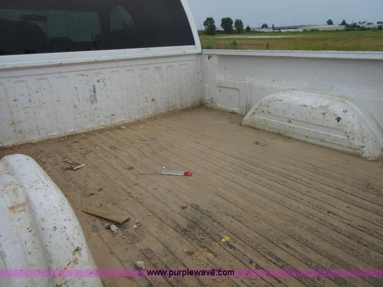 image for item I2044 2007 Chevrolet Silverado Classic 2500HD Ext. Cab pickup truck