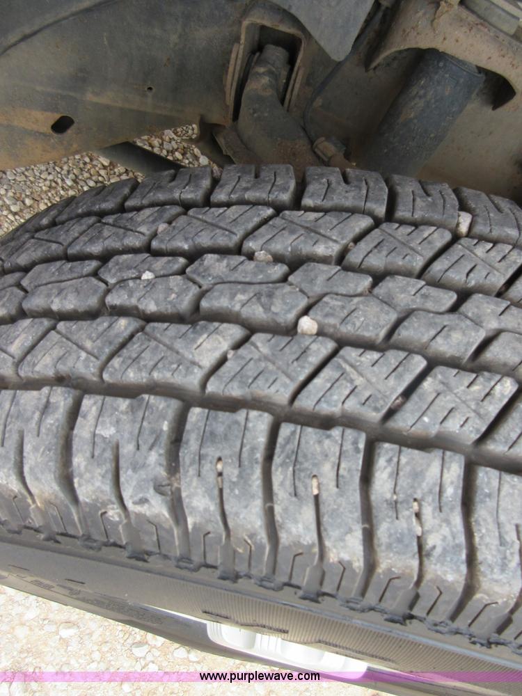 image for item I2044 2007 Chevrolet Silverado Classic 2500HD Ext. Cab pickup truck