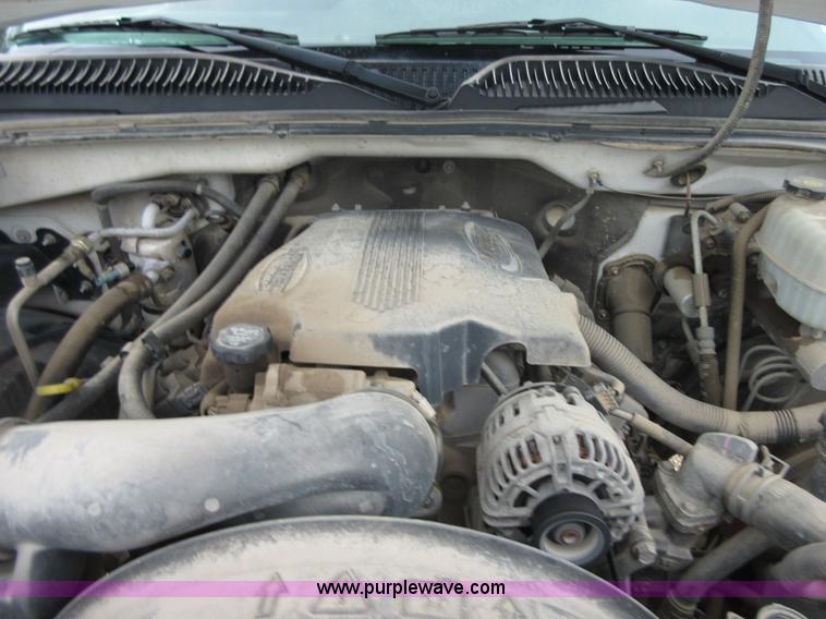 image for item I2044 2007 Chevrolet Silverado Classic 2500HD Ext. Cab pickup truck