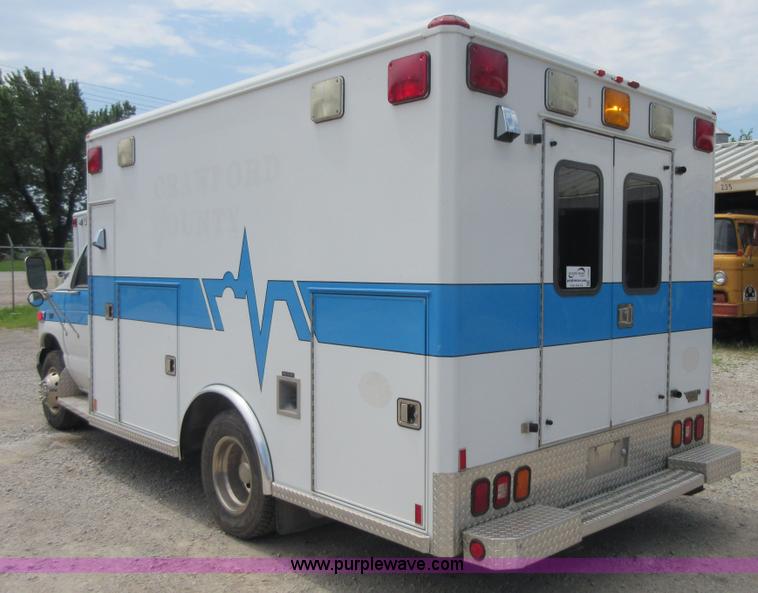 image for item I2055 1998 Ford Econoline E350 ambulance