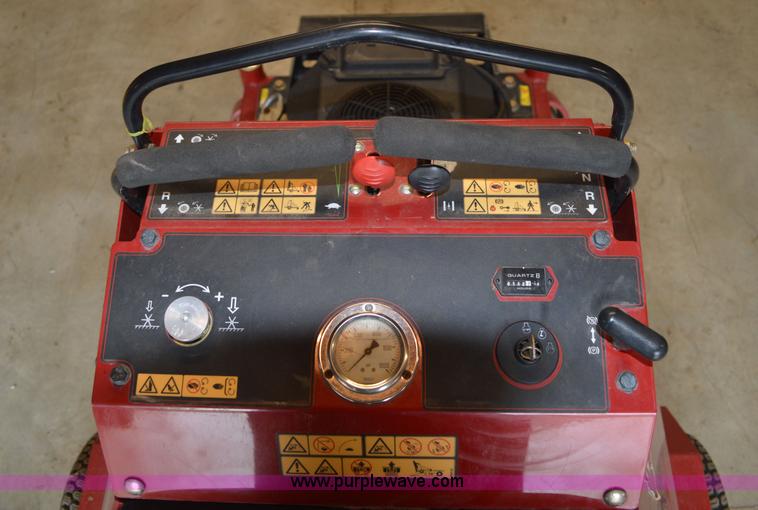 image for item I2762 Toro 23518 aerator