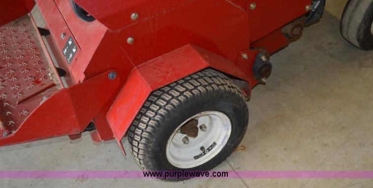 image for item I2762 Toro 23518 aerator