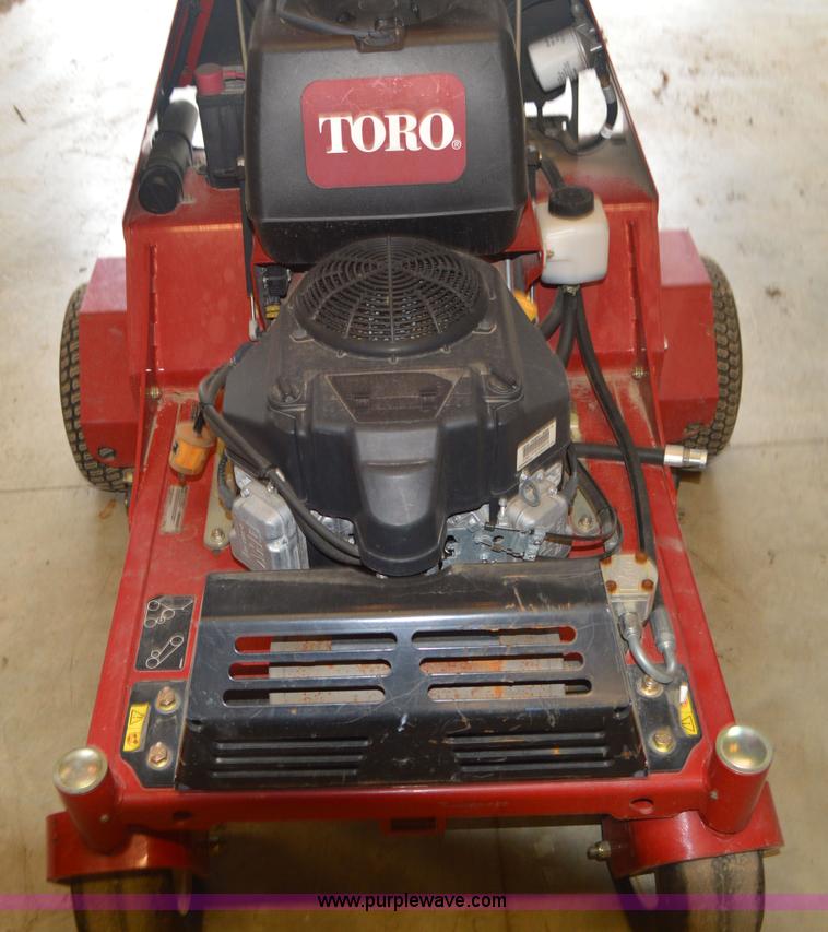 image for item I2762 Toro 23518 aerator