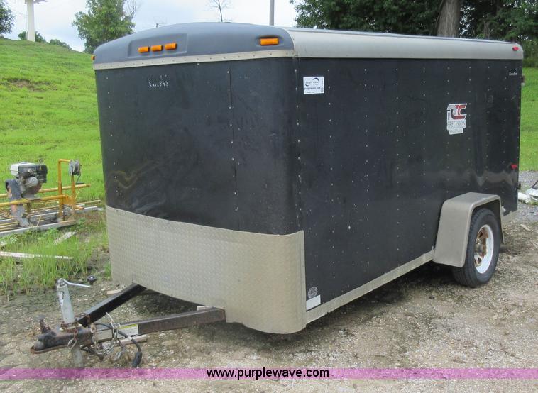 image for item I2809 2002 Coose enclosed cargo trailer