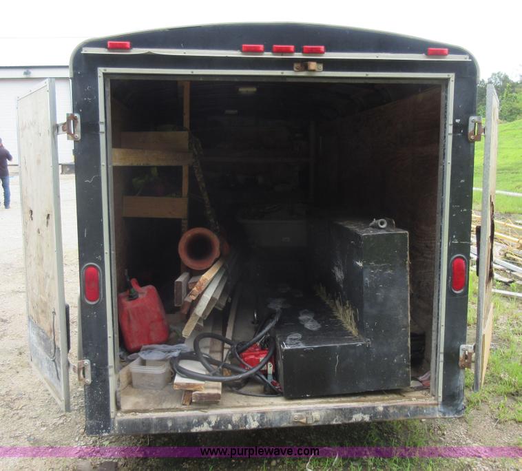 image for item I2809 2002 Coose enclosed cargo trailer
