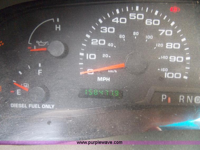 image for item J2748 2003 Ford F350 Super Duty XLT bale bed pickup truck