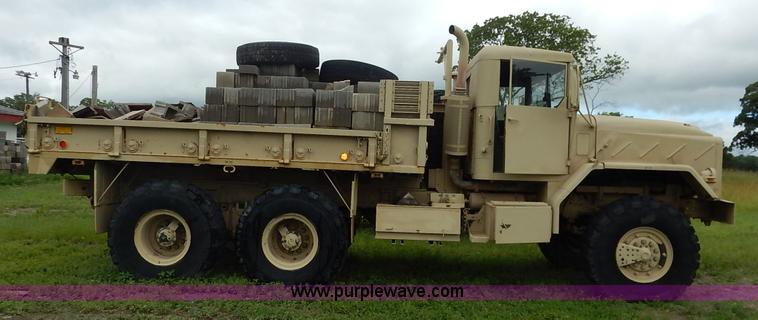 image for item J3882 1990 BMY flatbed truck