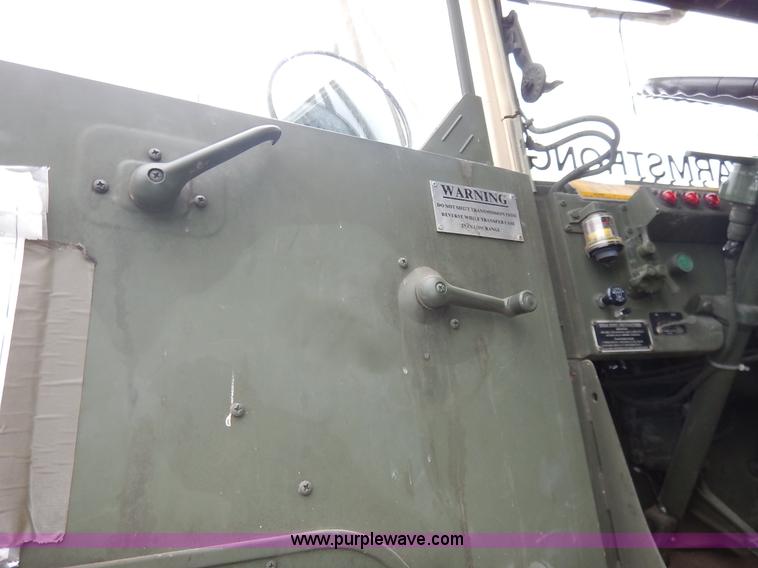 image for item J3882 1990 BMY flatbed truck