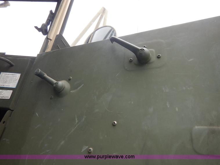 image for item J3882 1990 BMY flatbed truck