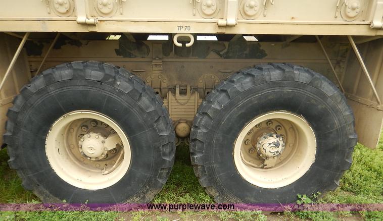 image for item J3882 1990 BMY flatbed truck