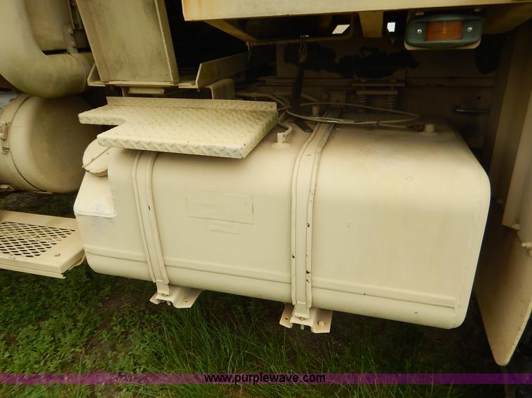 image for item J3882 1990 BMY flatbed truck