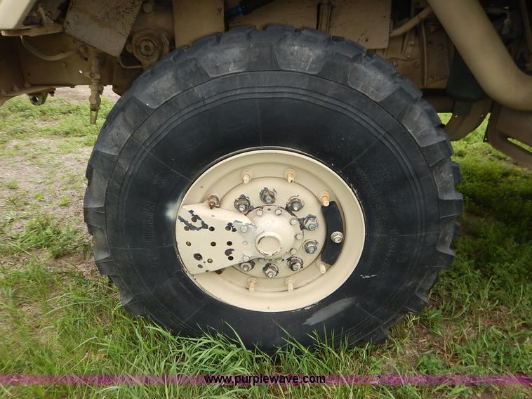 image for item J3882 1990 BMY flatbed truck