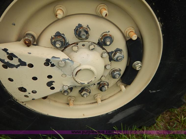 image for item J3882 1990 BMY flatbed truck