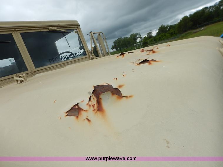 image for item J3882 1990 BMY flatbed truck