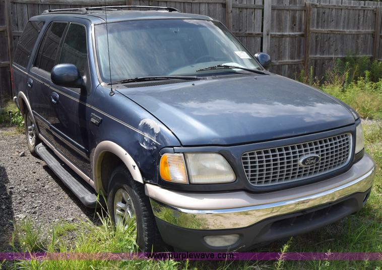 image for item J7831 1999 Ford Expedition SUV