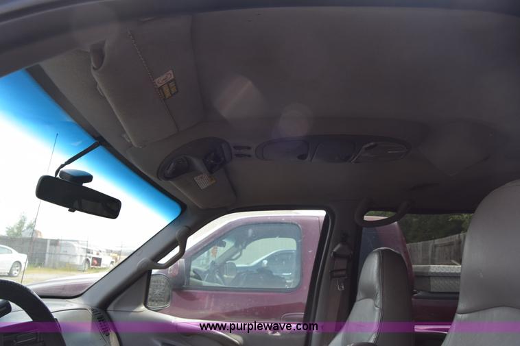 image for item J7831 1999 Ford Expedition SUV