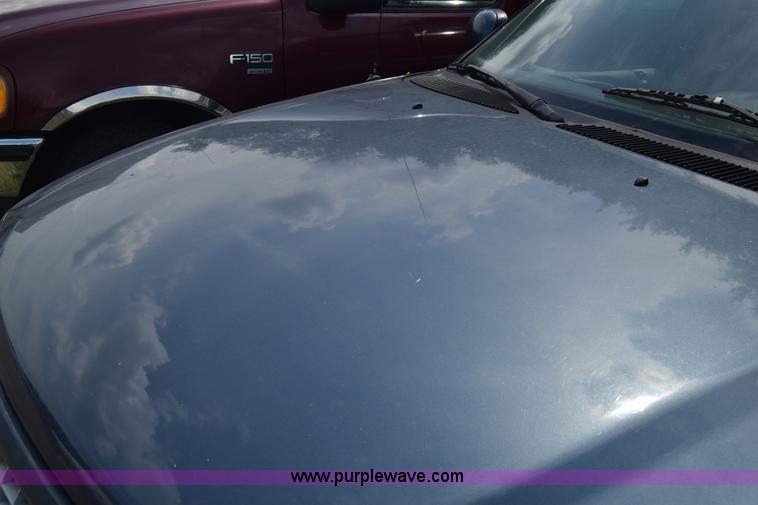 image for item J7831 1999 Ford Expedition SUV