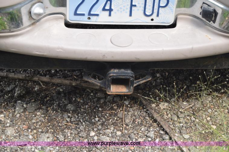 image for item J7831 1999 Ford Expedition SUV