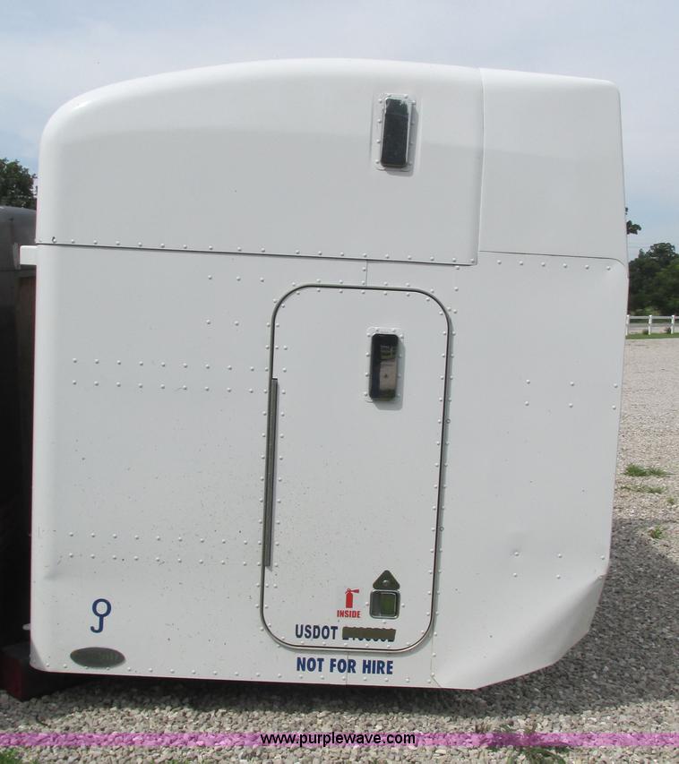 image for item J8565 Unibilt UltraCab semi sleeper