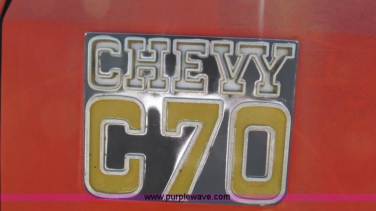 image for item J8568 1979 Chevrolet C70 flatbed truck
