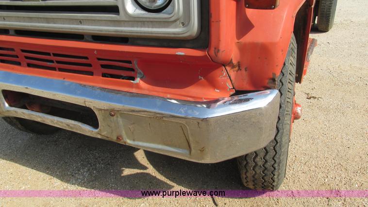 image for item J8568 1979 Chevrolet C70 flatbed truck