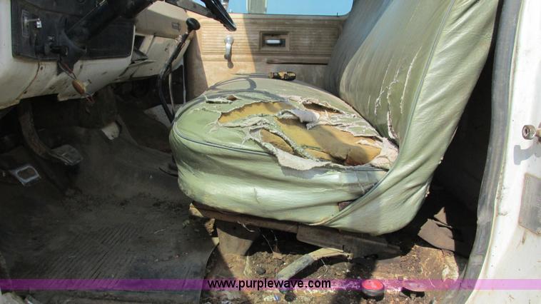 image for item J8568 1979 Chevrolet C70 flatbed truck