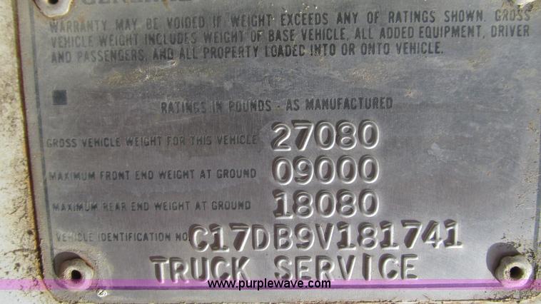 image for item J8568 1979 Chevrolet C70 flatbed truck