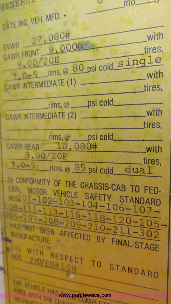 image for item J8568 1979 Chevrolet C70 flatbed truck