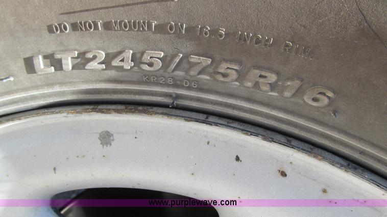 image for item J8571 2006 Chevrolet Silverado 2500HD pickup truck