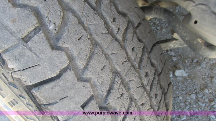 image for item J8571 2006 Chevrolet Silverado 2500HD pickup truck