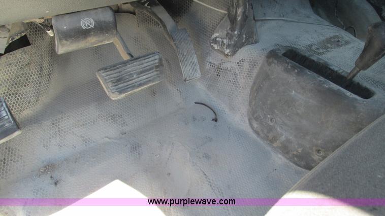 image for item J8571 2006 Chevrolet Silverado 2500HD pickup truck