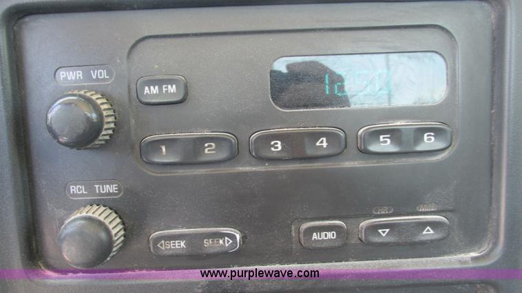 image for item J8571 2006 Chevrolet Silverado 2500HD pickup truck