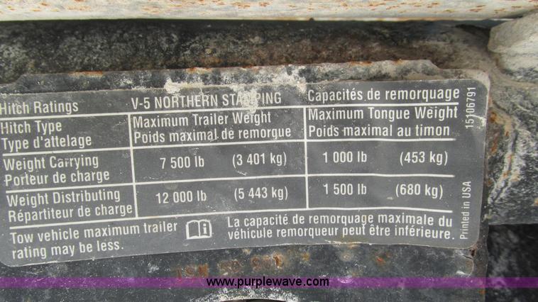 image for item J8572 2005 Chevrolet Silverado 2500HD Ext. Cab pickup truck