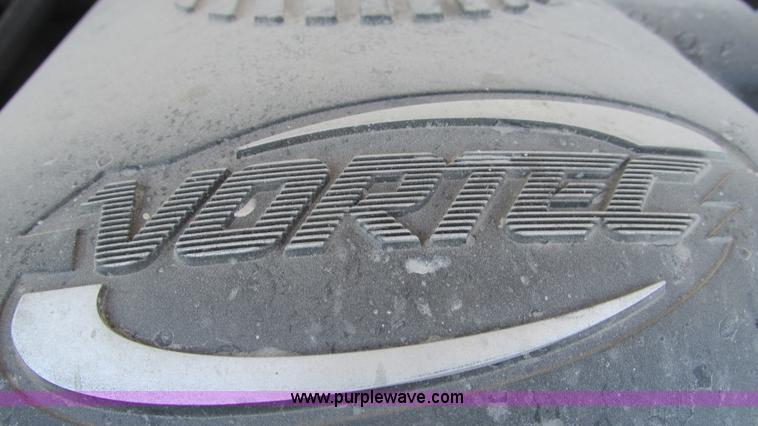 image for item J8572 2005 Chevrolet Silverado 2500HD Ext. Cab pickup truck