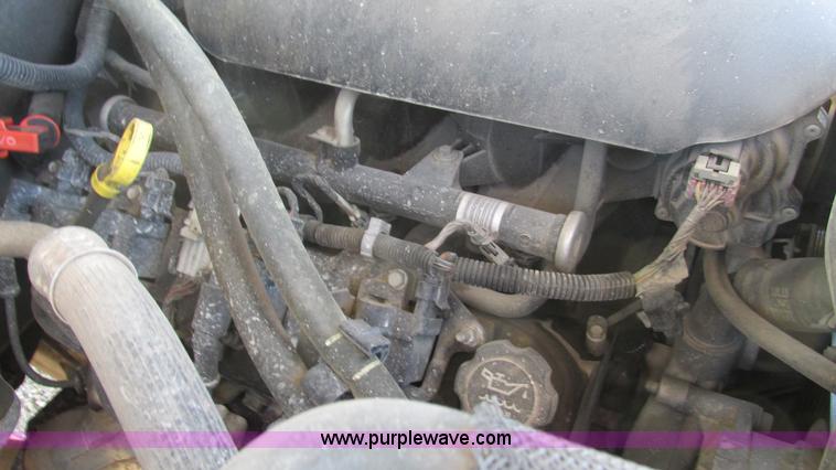 image for item J8572 2005 Chevrolet Silverado 2500HD Ext. Cab pickup truck