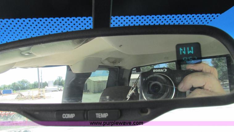 image for item J8572 2005 Chevrolet Silverado 2500HD Ext. Cab pickup truck