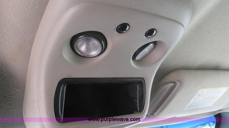 image for item J8572 2005 Chevrolet Silverado 2500HD Ext. Cab pickup truck