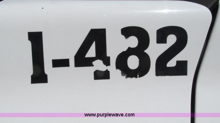 image for item J8573 2006 Chevrolet Silverado 2500HD pickup truck