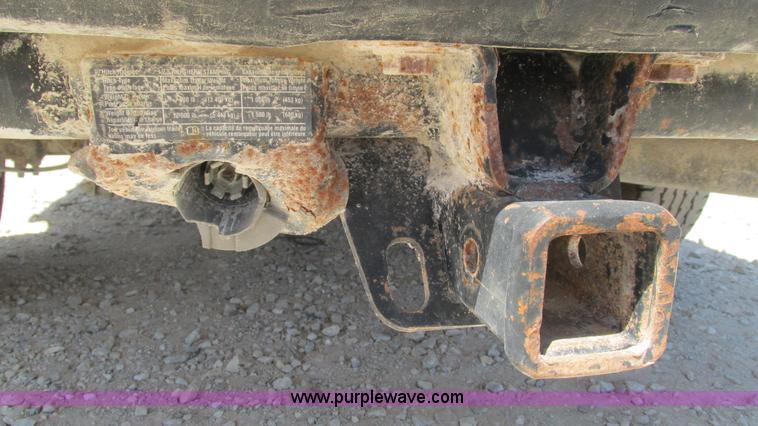 image for item J8573 2006 Chevrolet Silverado 2500HD pickup truck