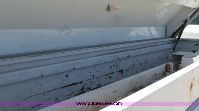 image for item J8573 2006 Chevrolet Silverado 2500HD pickup truck