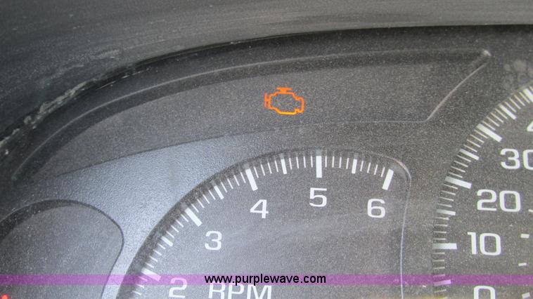 image for item J8573 2006 Chevrolet Silverado 2500HD pickup truck