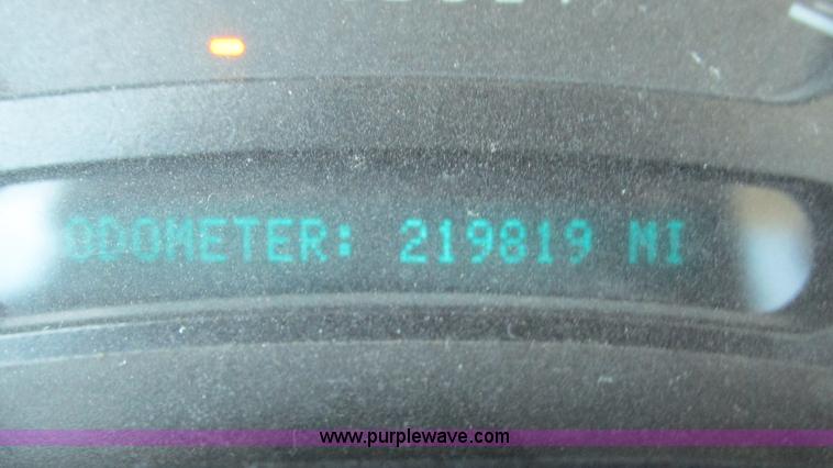 image for item J8573 2006 Chevrolet Silverado 2500HD pickup truck