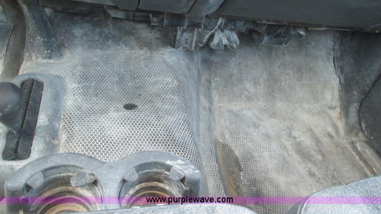 image for item J8573 2006 Chevrolet Silverado 2500HD pickup truck